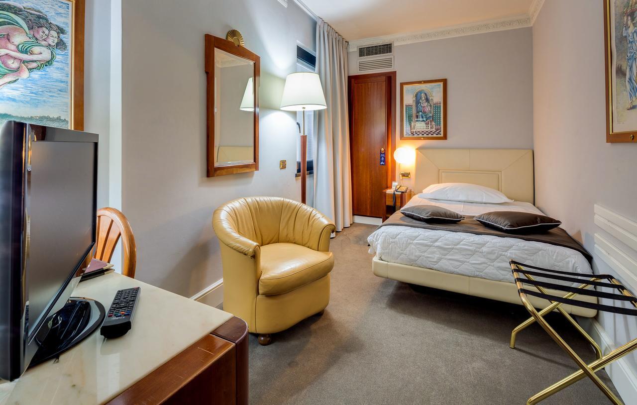Hotel Roma Florence Exterior photo